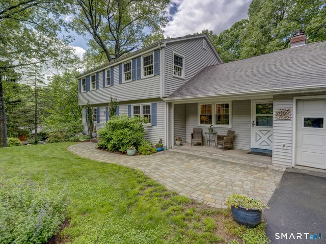 39 Woodhaven Road, Glastonbury, CT 06033