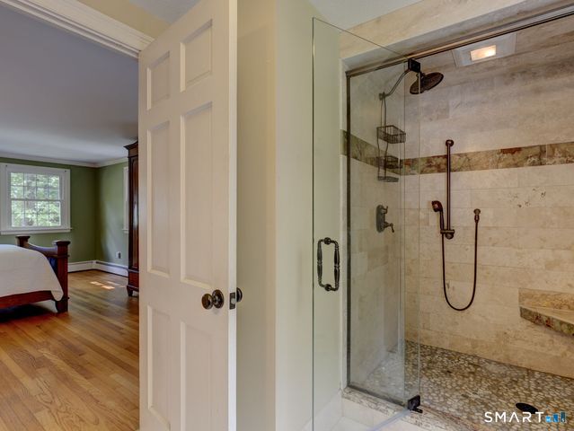 39 Woodhaven Road, Glastonbury, CT 06033