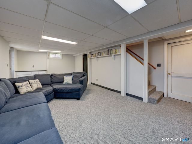 39 Woodhaven Road, Glastonbury, CT 06033