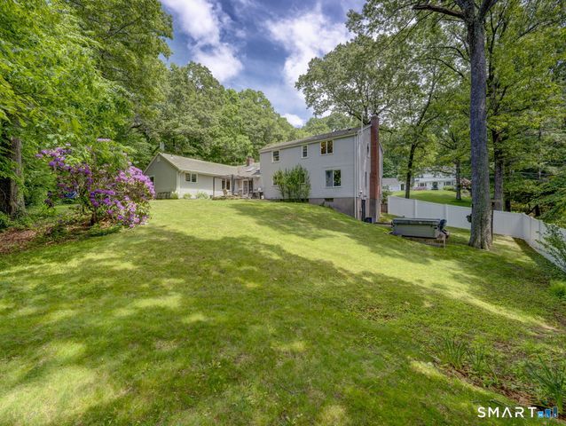 39 Woodhaven Road, Glastonbury, CT 06033