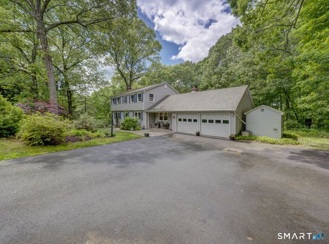 39 Woodhaven Road, Glastonbury, CT 06033