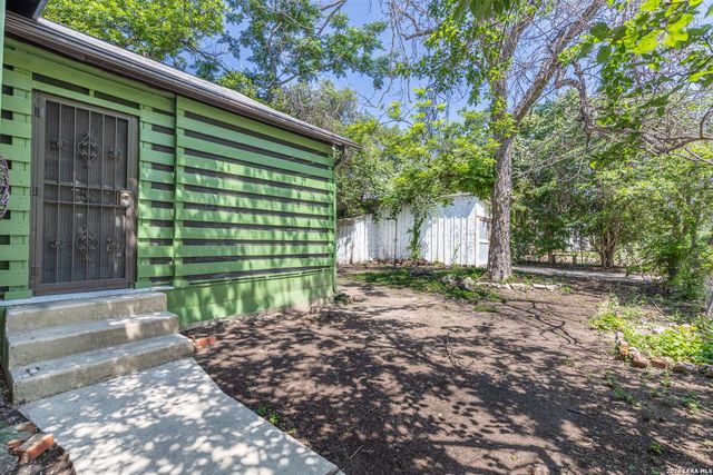 1419 WYOMING ST, San Antonio, TX 78203