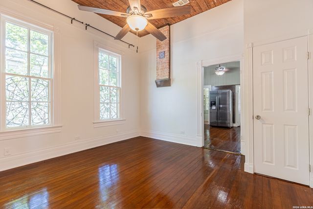 1419 WYOMING ST, San Antonio, TX 78203