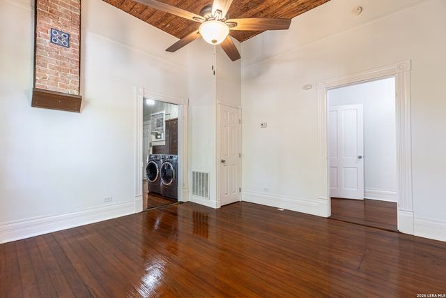 1419 WYOMING ST, San Antonio, TX 78203