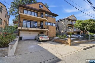 2477 6th Street 1st Floor, Fort Lee, NJ 07024