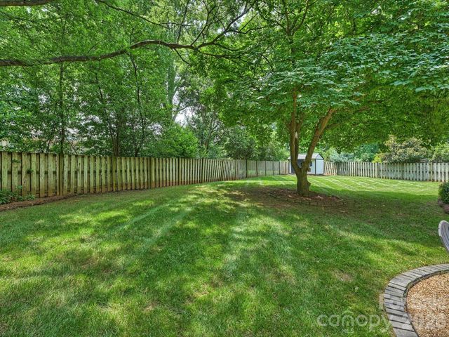 6139 Candlewood Drive, Charlotte, NC 28210