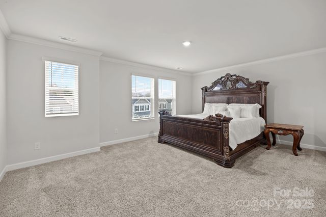 11040 Broadbent Court, Charlotte, NC 28278