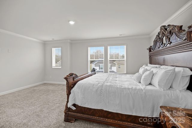 11040 Broadbent Court, Charlotte, NC 28278