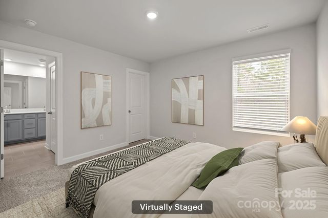 11040 Broadbent Court, Charlotte, NC 28278