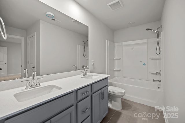 11040 Broadbent Court, Charlotte, NC 28278