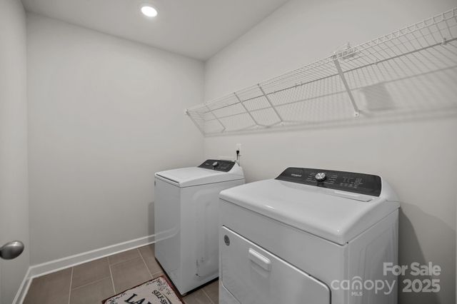 11040 Broadbent Court, Charlotte, NC 28278