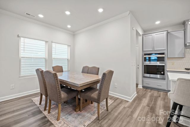 11040 Broadbent Court, Charlotte, NC 28278