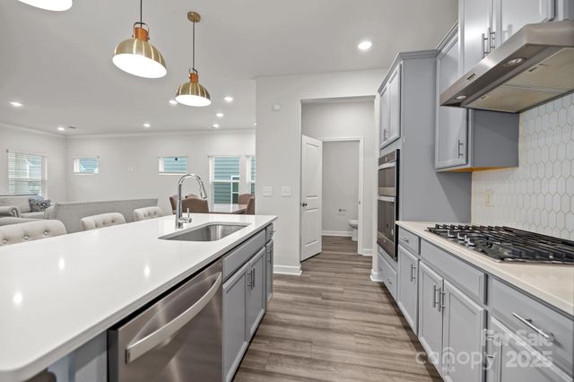 11040 Broadbent Court, Charlotte, NC 28278