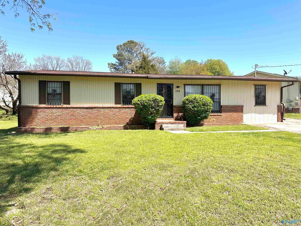 641 Dawson Terrace, Huntsville, AL 35811