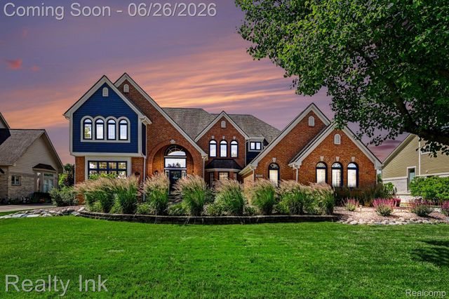 49195 Fox Drive S, Plymouth Charter Township, MI 48170