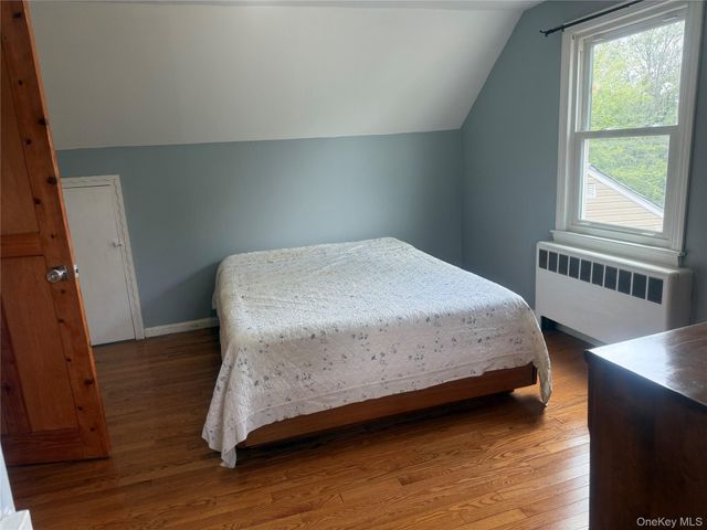 24 Wheeler Avenue, Valley Stream, NY 11580