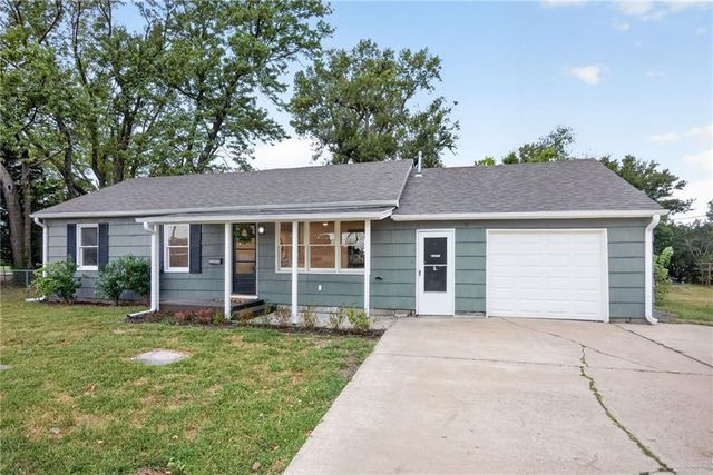 1037 S Brockway Street, Olathe, KS 66061