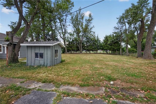 1037 S Brockway Street, Olathe, KS 66061