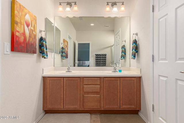 26157 W RUNION Drive, Buckeye, AZ 85396
