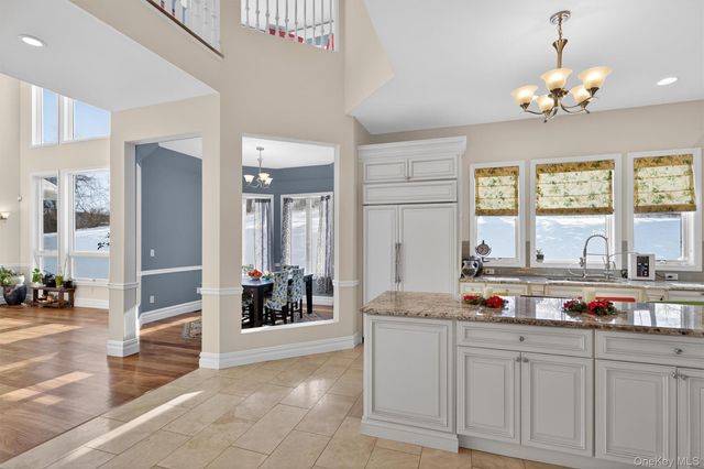 35 Balmoral Court, Harriman, NY 10926