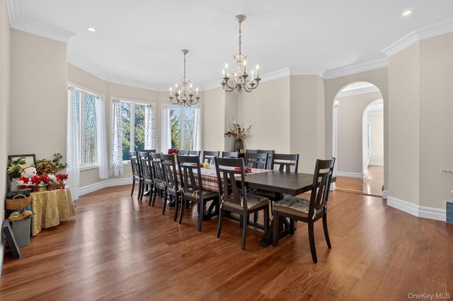 35 Balmoral Court, Harriman, NY 10926