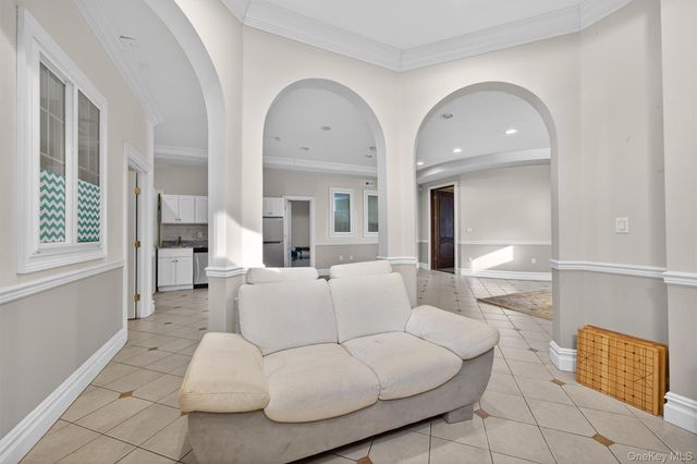 35 Balmoral Court, Harriman, NY 10926