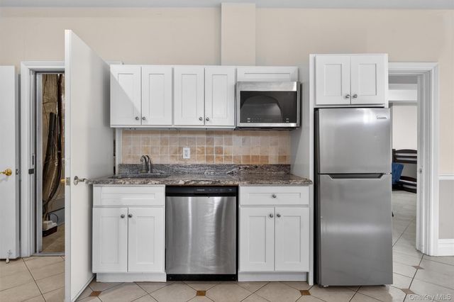 35 Balmoral Court, Harriman, NY 10926