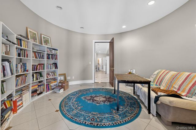 35 Balmoral Court, Harriman, NY 10926