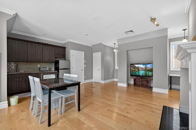 35 Balmoral Court, Harriman, NY 10926