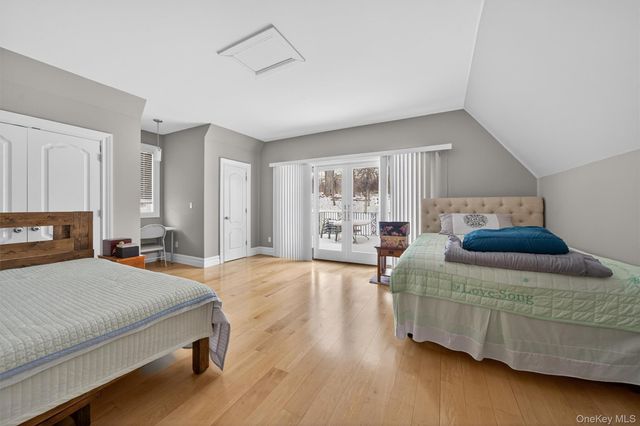 35 Balmoral Court, Harriman, NY 10926