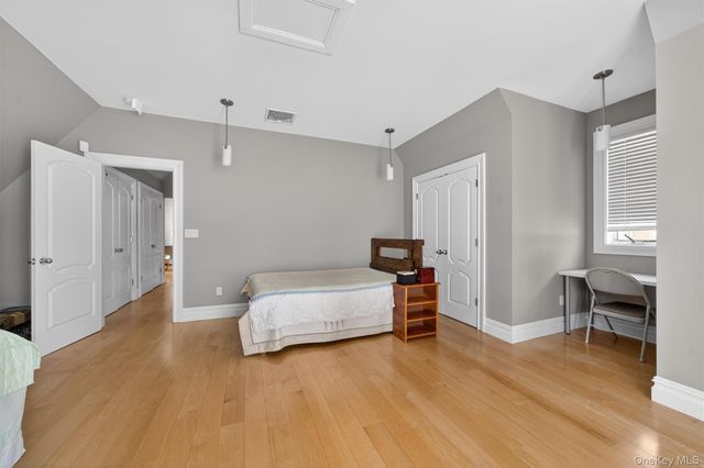 35 Balmoral Court, Harriman, NY 10926