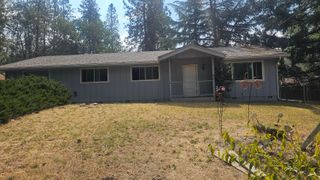703 jaynes Drive, Grants Pass, OR 97527