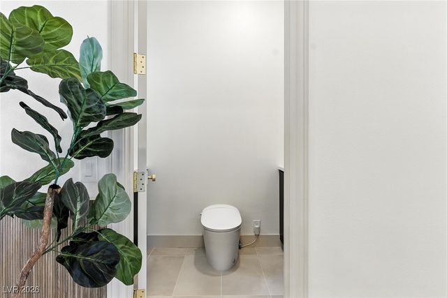 9408 Players Canyon Court, Las Vegas, NV 89144