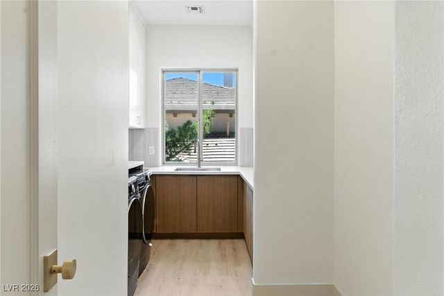 9408 Players Canyon Court, Las Vegas, NV 89144