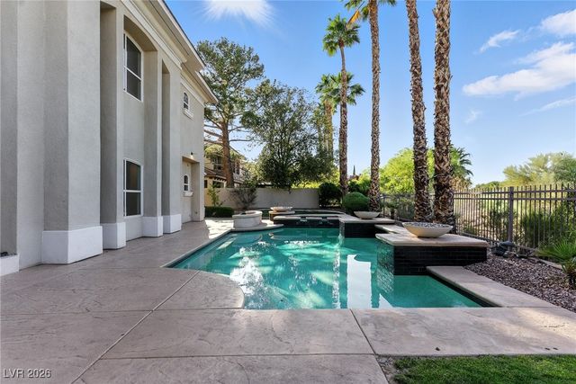 9408 Players Canyon Court, Las Vegas, NV 89144