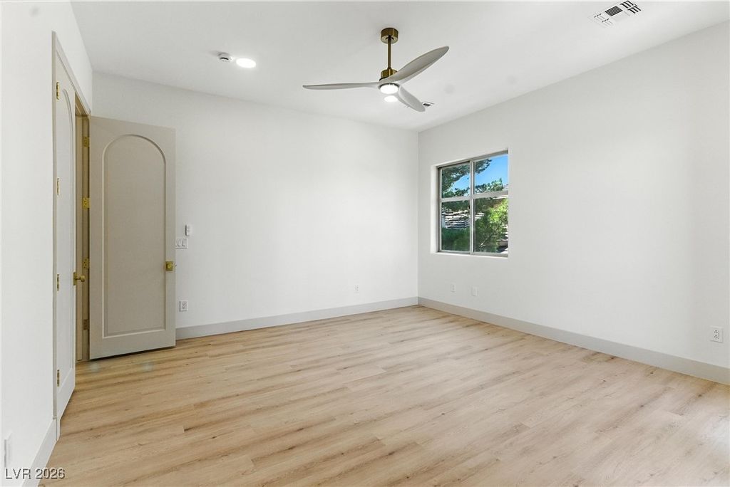 Image 50 of property listing at 9408 Players Canyon Court, Las Vegas, NV 89144