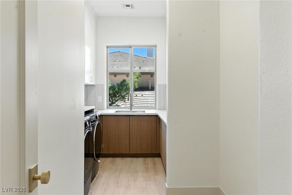 Image 53 of property listing at 9408 Players Canyon Court, Las Vegas, NV 89144