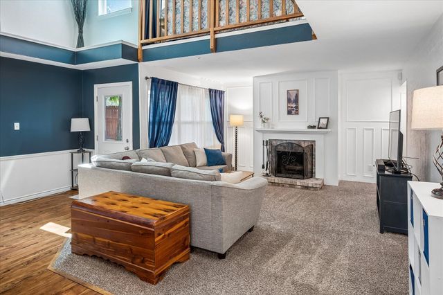 301 Stoneledge Drive, Irving, TX 75063