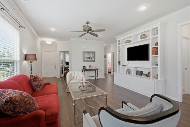 1402 Cannon Ln, Spring Hill, TN 37174