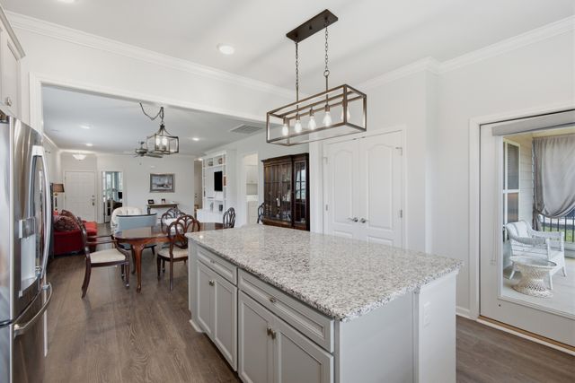 1402 Cannon Ln, Spring Hill, TN 37174