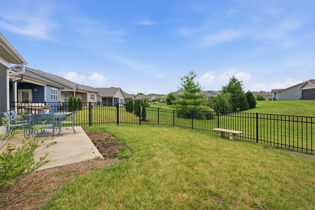 1402 Cannon Ln, Spring Hill, TN 37174