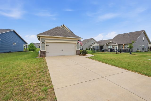 1402 Cannon Ln, Spring Hill, TN 37174