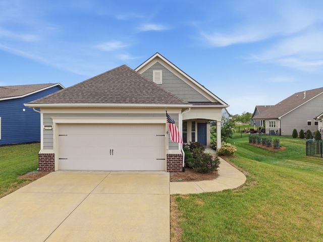 1402 Cannon Ln, Spring Hill, TN 37174