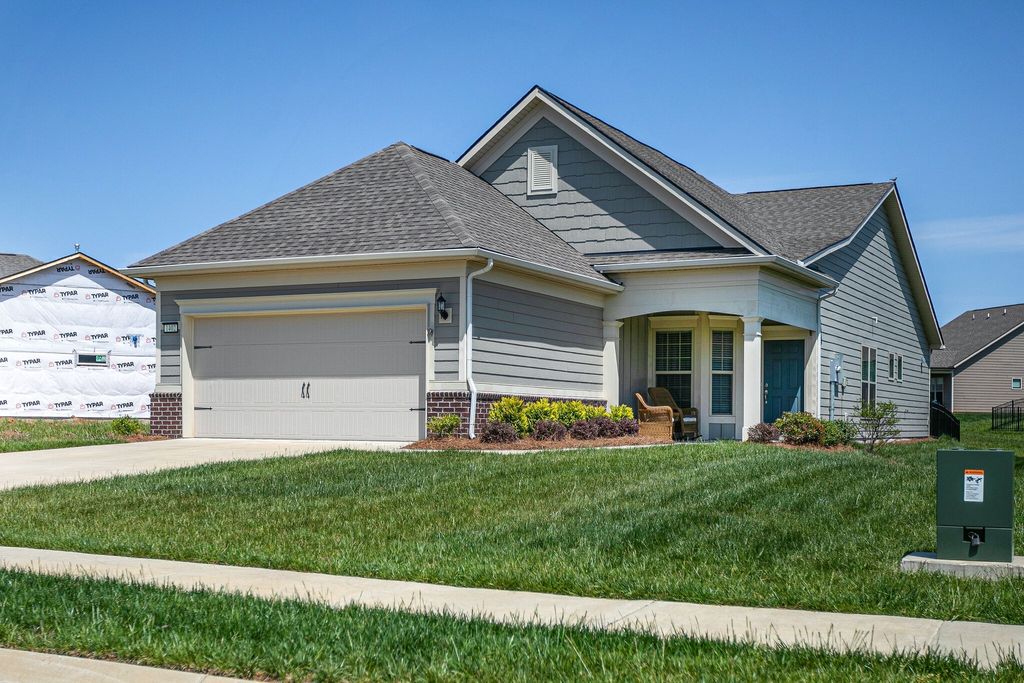 1402 Cannon Ln, Spring Hill, TN 37174