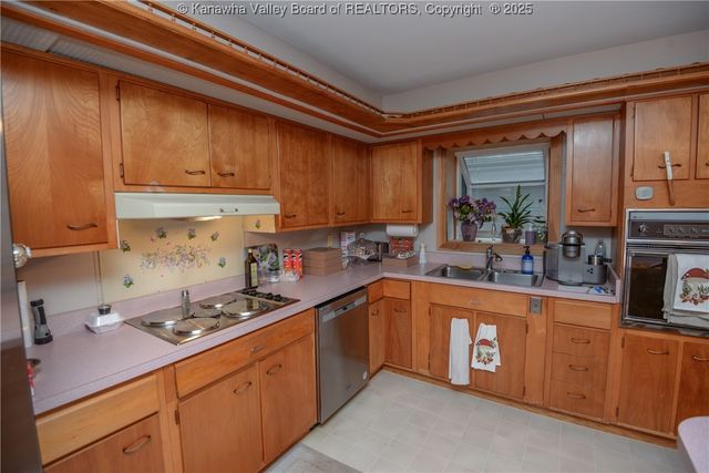 2125 Grant Avenue, St Albans, WV 25177