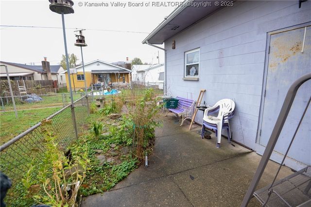 2125 Grant Avenue, St Albans, WV 25177