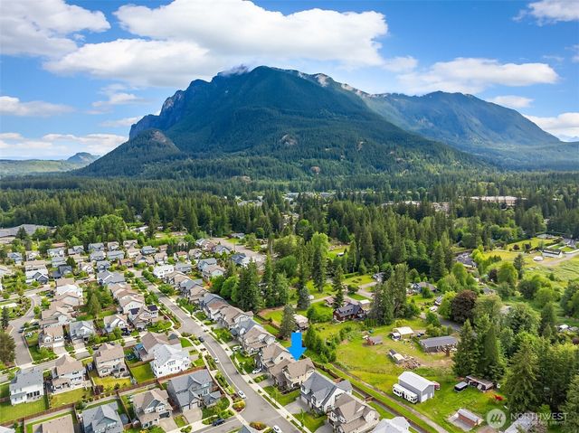 1796 Canyon Ave SE, North Bend, WA 98045