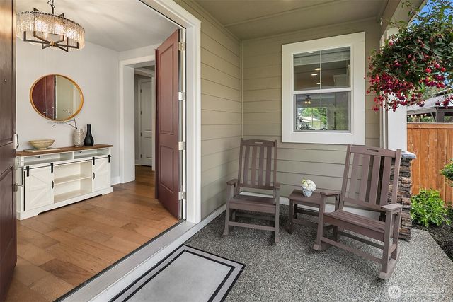 1796 Canyon Ave SE, North Bend, WA 98045