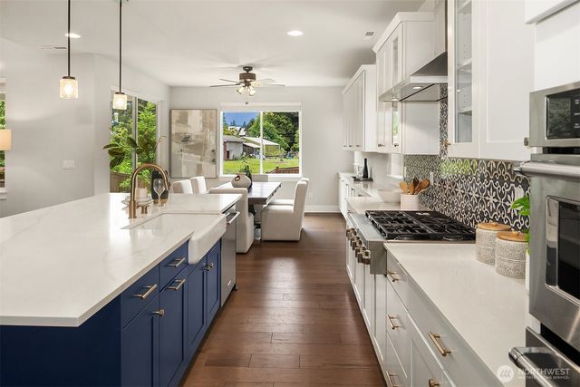 1796 Canyon Ave SE, North Bend, WA 98045