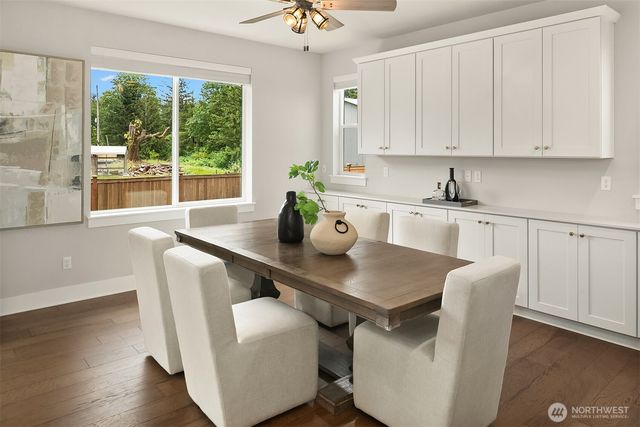 1796 Canyon Ave SE, North Bend, WA 98045